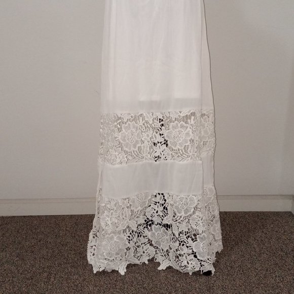 Lulus Dashing Dame White floral islet dress. - Picture 9 of 11